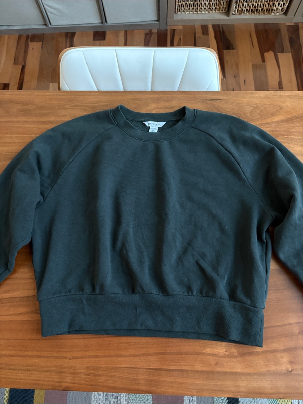 Athleta Forever Fleece Relaxed Crew Sweatshirt in Elm Green Size Large - Picture 6 of 9